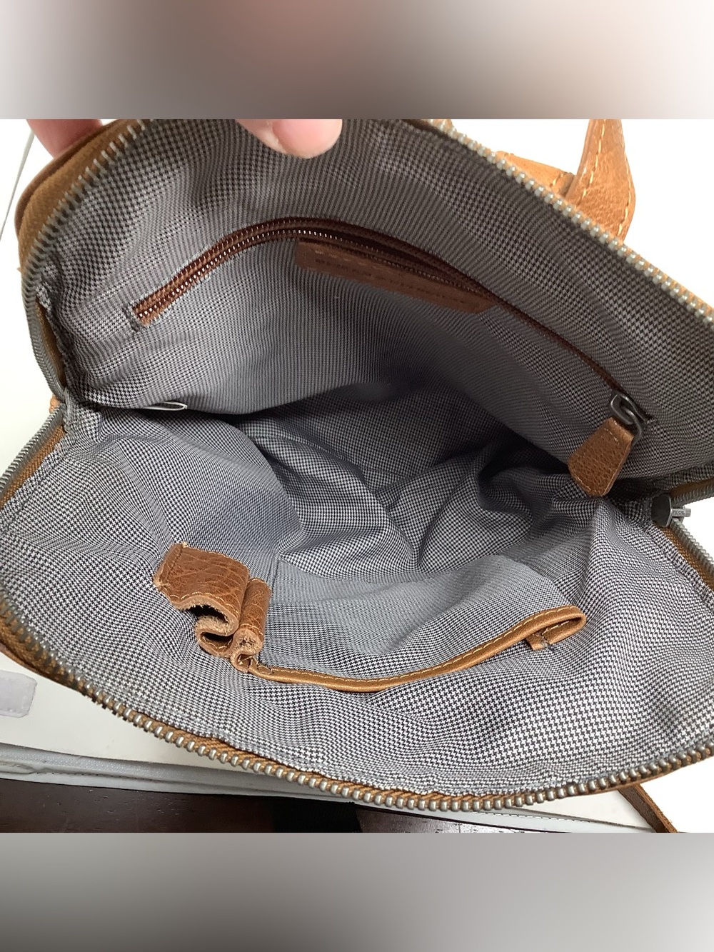 Spikes and Sparrow Leather Backpack - Picture 8 of 12